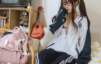 梦中的女仆——神沢永莉大厨特供，短款厨房资源调料随你拿！