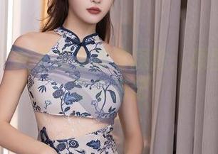 秀人网 - 九千柒柒教室探险：原图里的课堂奇遇记