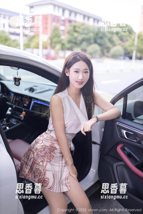 秀人网 - 就在这！周于希Sally女友的高清写真集，令人目不转睛