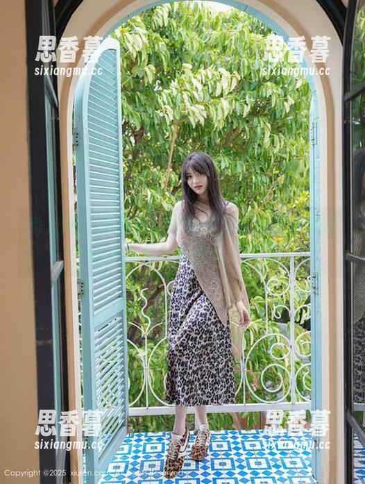 秀人网 - 你见过唐安诺这样的白丝写真吗？图片里竟然还讲了个段子！