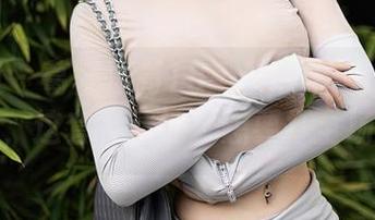 秀人网 - 葛征净高184cm的作品又更新啦,这套“清纯”想要打全场!