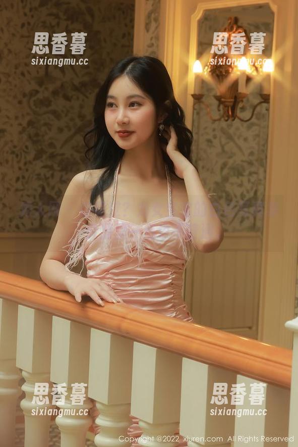秀人网 - 你见过？龙女宝宝的白色写真集，资源里一点也不普通。