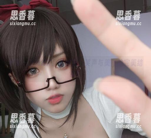 芊川一笑MNK 芊川一笑MNK:连体衣、笑声与美图的完美结合!