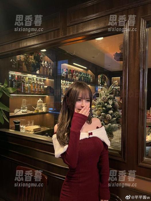 福利满满，芊芊酱w化身女仆，让我心甘情愿做个乖宝宝！