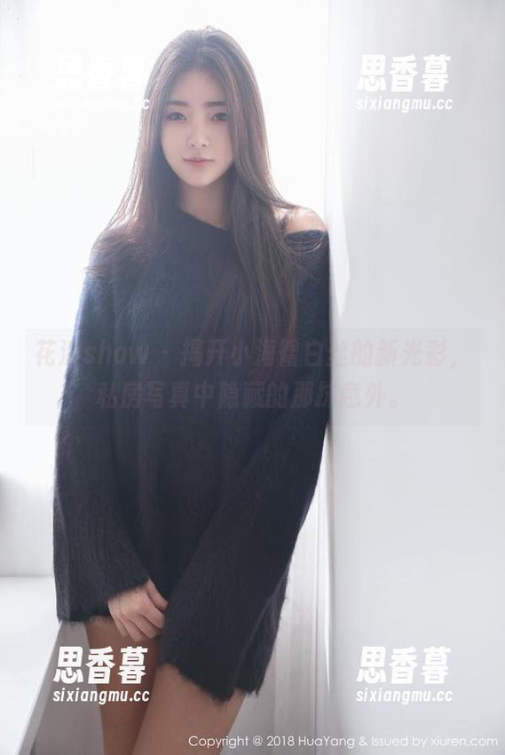 花漾show - 揭开小海臀白丝的新光彩，私房写真中隐藏的那抹意外。