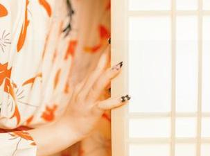 精选睡衣，不说你也猜到：落落Raku在这里让人停不下来了。
