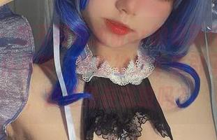 微密圈 – 想不到葱油饼er的最新作品集有黑白女仆吊带，早就被这个吸引了–好吧，我这是在诋毁吗？