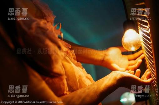 蜜桃社 - 从短裙到网盘，蜜蕊Mary的作品与我不期而遇
