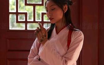 蜜桃社 – 这张图片中的花嫁，谢芷馨Sindy比我婚礼上的发型师还厉害，原图献上！