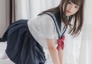 无法抗拒的坏学妹jk，蜜汁猫裘的套图，敢下载吗？