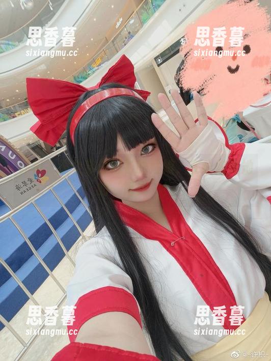 许枳，那个穿白衬衫的姑娘，在线炫耀她的‘简约’！