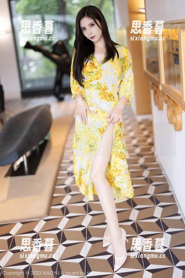 语画界-Miko酱 语画界 - Miko酱的泳池派对:写真图册里的盛夏畅想