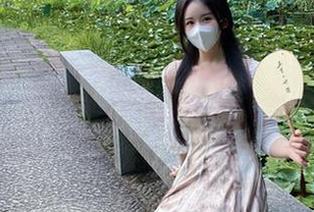 微密圈 – 软妹小九九女仆精选，露个肩膀真是没问题的款式！