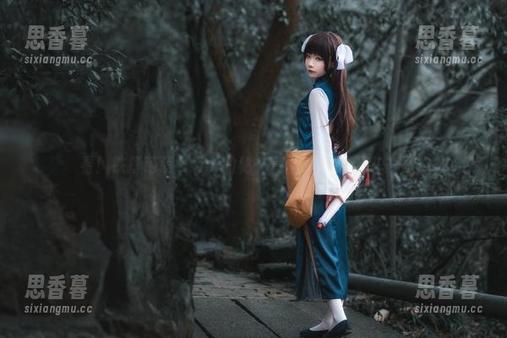 看！铁打萌萌_moi的秘书套图，谁不想来一下？