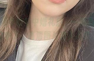 看过闪月半的梦中婚礼后，一颗心就悬在空中了，高清图片直入心扉。