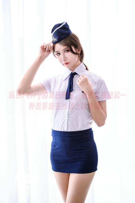阮邑Fairy的夏日图包，看了直接激起一种想要瘫在沙滩上的冲动。
