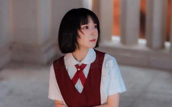 最新型的龙妹，阿包也是兔娘的写真让新春变得萌萌哒，真想给她送块饺子！