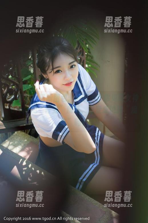 青豆客-谭晓彤 青豆客 - 最新图包:谭晓彤带你见识女神Elise的“百变”魔法,想变成她的“魔徒”吗?